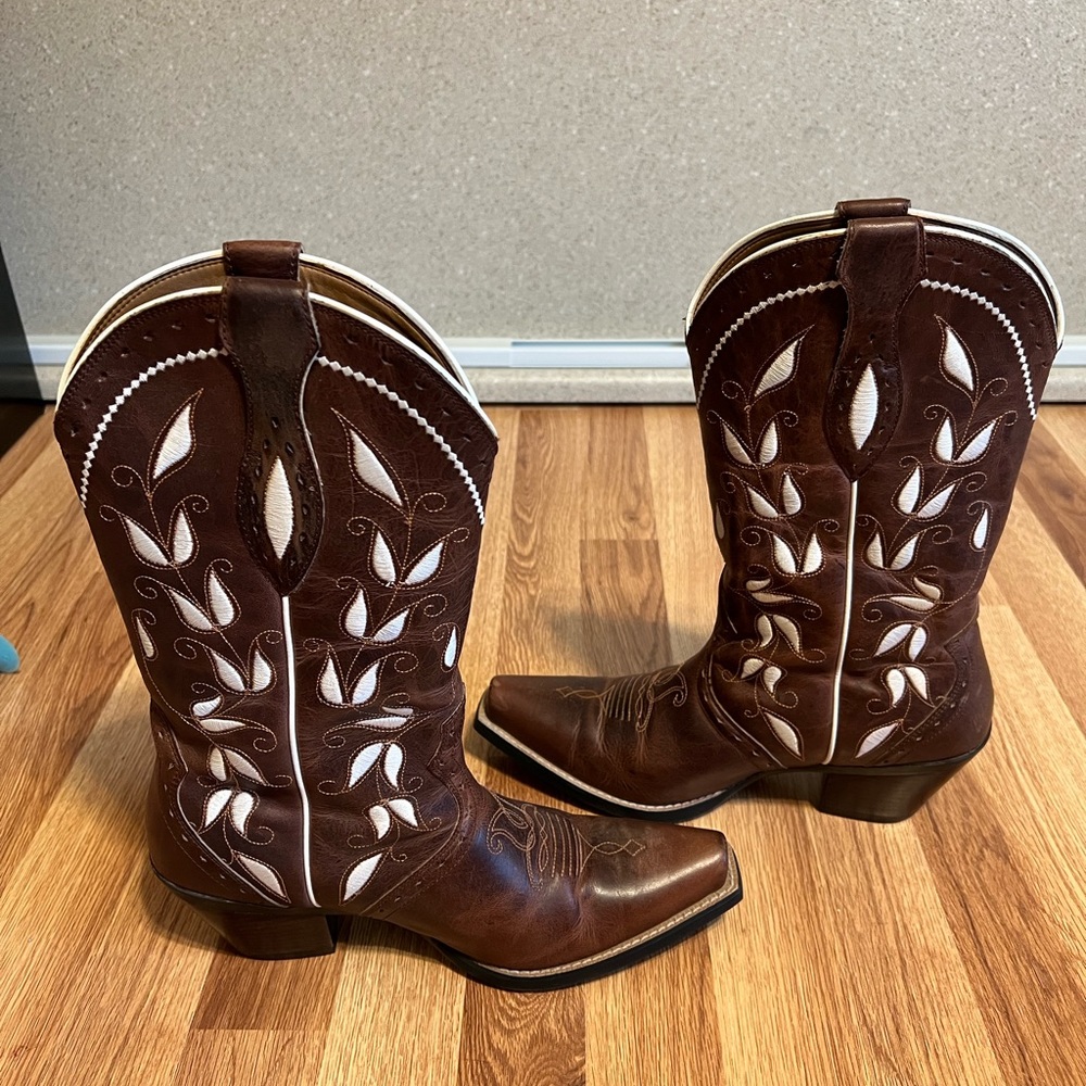 Ariat Sonora D-Toe Bittersweet Brown - Picture 5 of 8